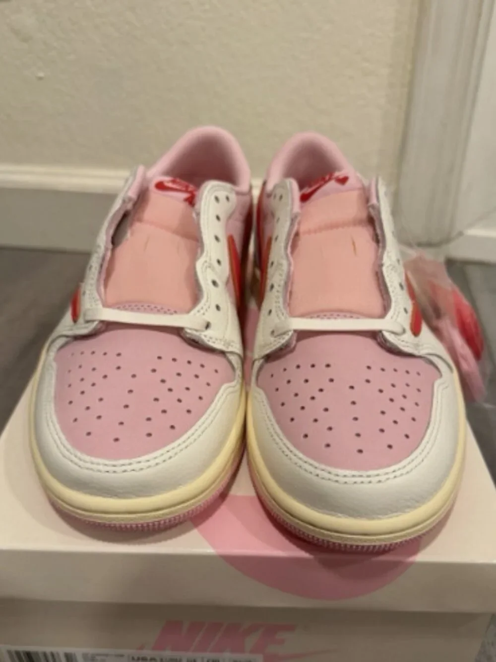 Travis Scott x Air Jordan 1 Retro Low OG 'Sail Tropical Pink'